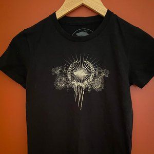 Atticus women's medium black tshirt